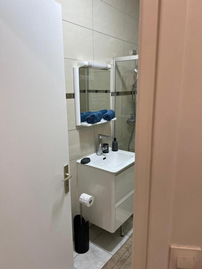 Apartament Studio Sacre-Coeur Montmartre - Hala Paryż Zewnętrze zdjęcie
